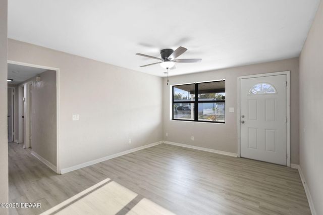 813 Lewis Drive, Daytona Beach, FL 32117