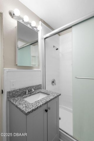 813 Lewis Drive, Daytona Beach, FL 32117