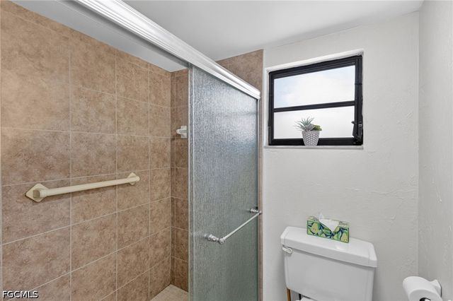 2132 SW 14th PL, Cape Coral, FL 33991