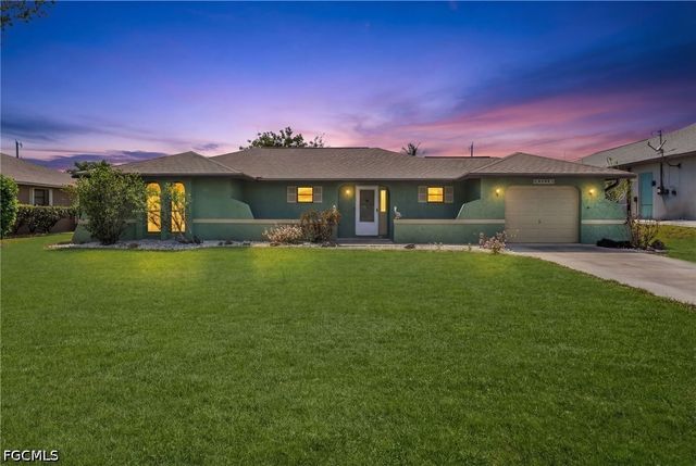 2132 SW 14th PL, Cape Coral, FL 33991