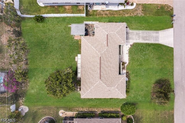 2132 SW 14th PL, Cape Coral, FL 33991