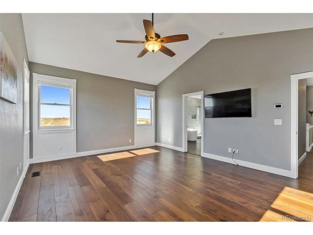 29777 Rawhide Ct, Elizabeth, CO 80107