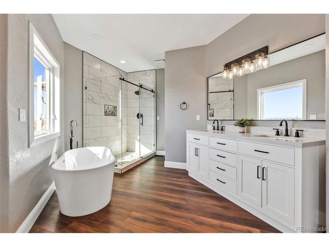 29777 Rawhide Ct, Elizabeth, CO 80107