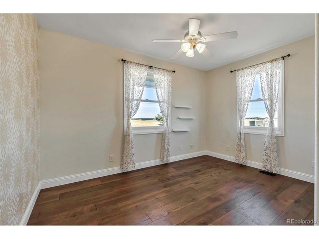 29777 Rawhide Ct, Elizabeth, CO 80107