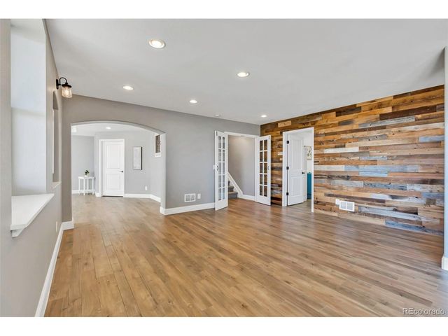 29777 Rawhide Ct, Elizabeth, CO 80107