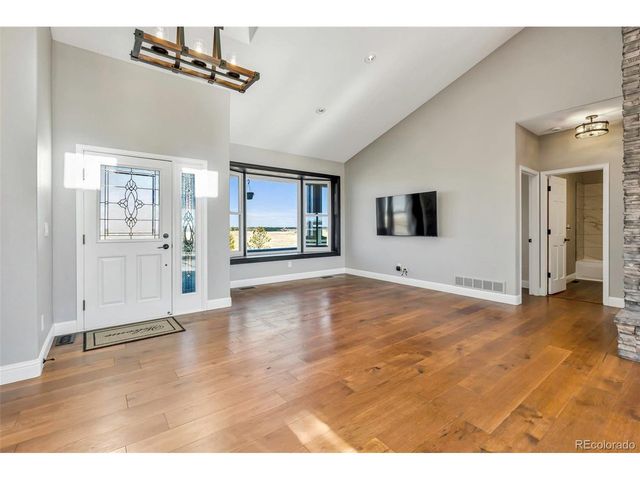 29777 Rawhide Ct, Elizabeth, CO 80107