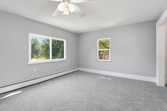 402-404 S Main Street, Deerfield, WI 53531