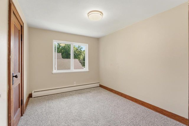402-404 S Main Street, Deerfield, WI 53531