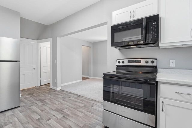 402-404 S Main Street, Deerfield, WI 53531