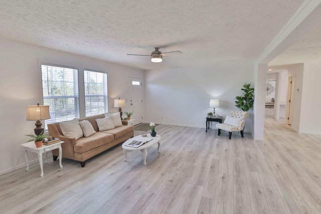 291 Nelson Farm Lane, Cross, SC 29436