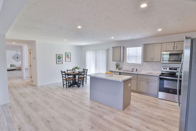 291 Nelson Farm Lane, Cross, SC 29436