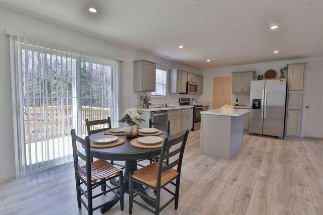 291 Nelson Farm Lane, Cross, SC 29436