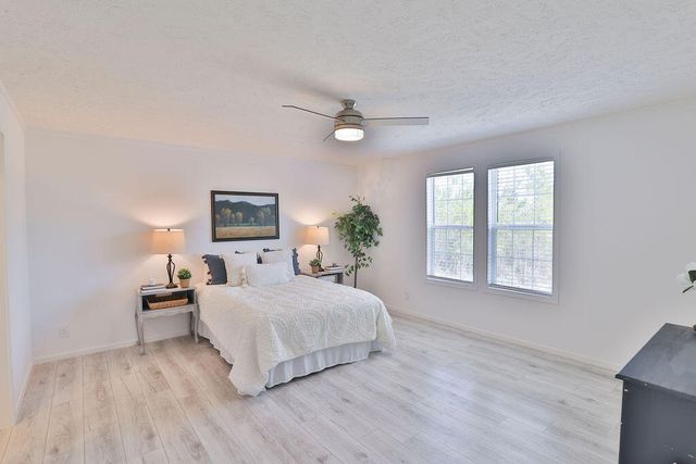 291 Nelson Farm Lane, Cross, SC 29436