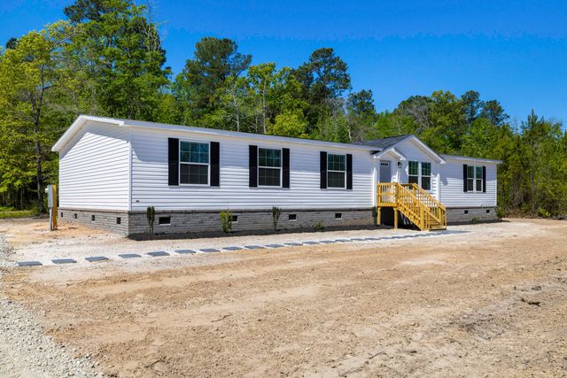 291 Nelson Farm Lane, Cross, SC 29436