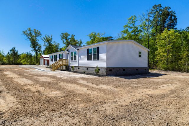 291 Nelson Farm Lane, Cross, SC 29436