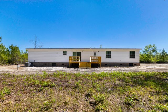 291 Nelson Farm Lane, Cross, SC 29436