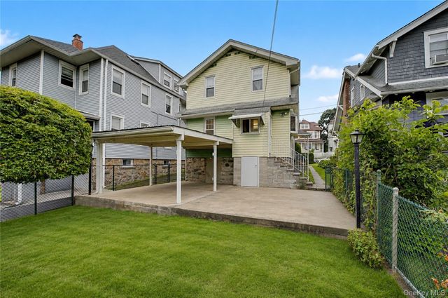 40 Dewey Avenue, New Rochelle, NY 10801