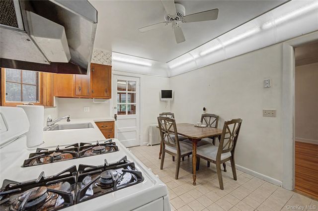 40 Dewey Avenue, New Rochelle, NY 10801