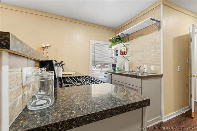 1629 E 8th Street, Tulsa, OK 74120