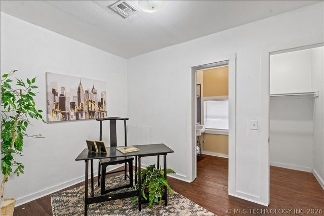 1629 E 8th Street, Tulsa, OK 74120