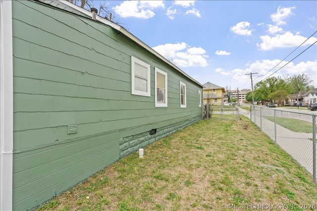 1629 E 8th Street, Tulsa, OK 74120