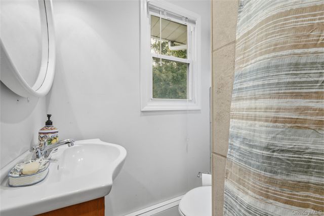 5 Argonne Road W, Hampton Bays, NY 11946