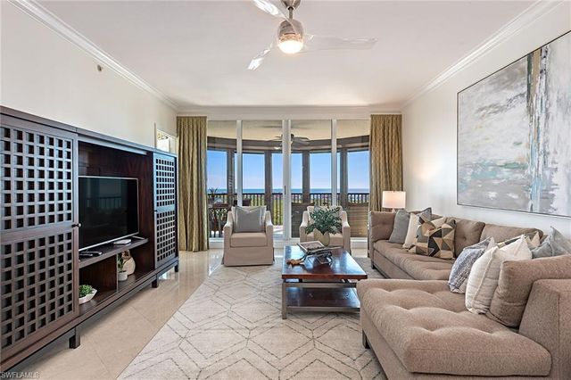 8990 Bay Colony DR 1002, Naples, FL 34108