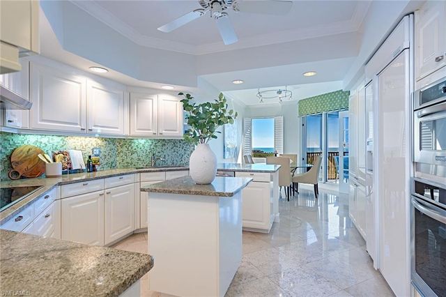 8990 Bay Colony DR 1002, Naples, FL 34108