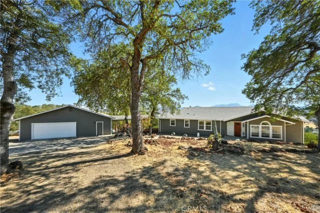 19415 Dallas Court, Hidden Valley Lake, CA 95467