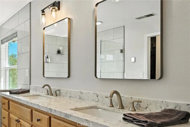 19415 Dallas Court, Hidden Valley Lake, CA 95467