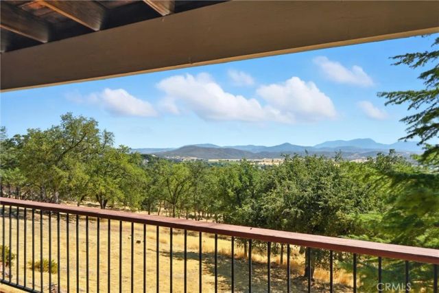 19415 Dallas Court, Hidden Valley Lake, CA 95467