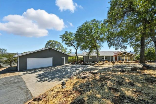 19415 Dallas Court, Hidden Valley Lake, CA 95467