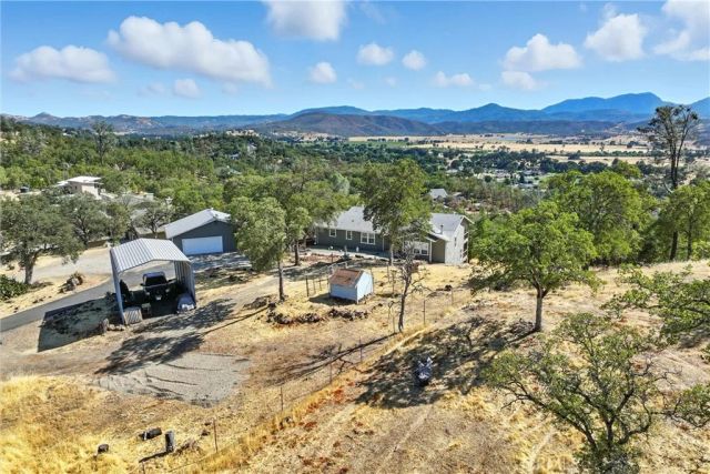 19415 Dallas Court, Hidden Valley Lake, CA 95467