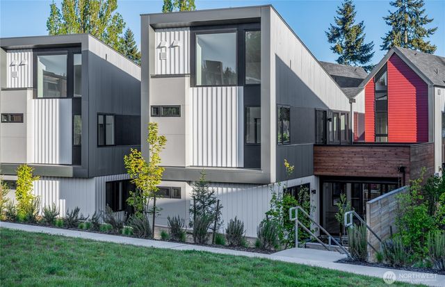 224 Canopy Path NW, Bainbridge Island, WA 98110
