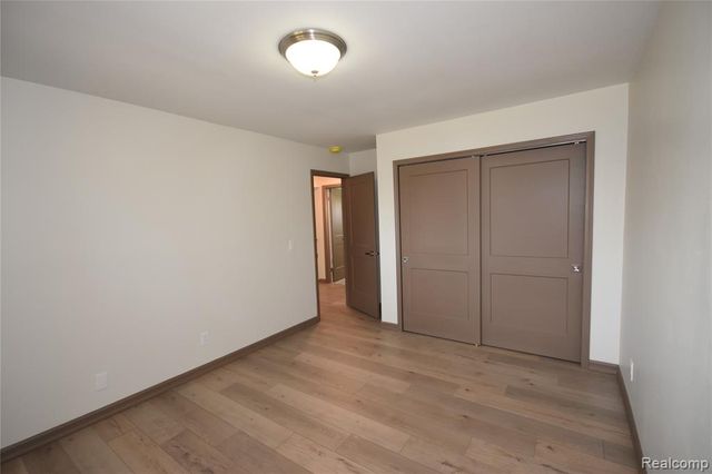 5106 Lakewood Drive, Grand Blanc, MI 48439