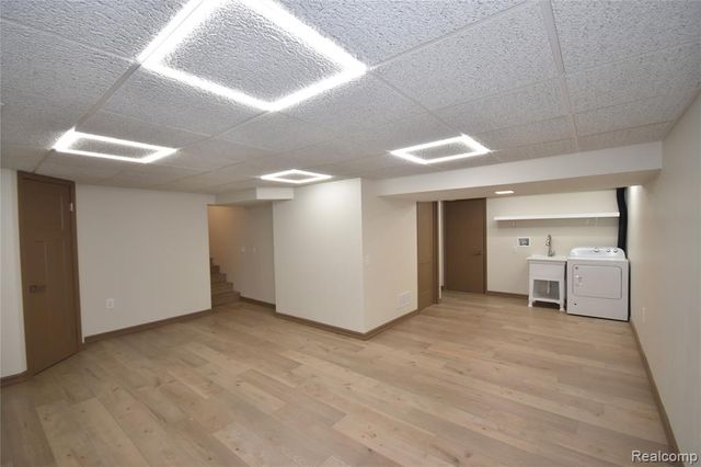 5106 Lakewood Drive, Grand Blanc, MI 48439