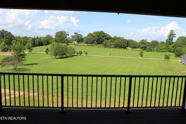 140 Wilshaw Court, Madisonville, TN 37354