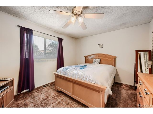 4618 Ridgeglen Rd, Colorado Springs, CO 80918