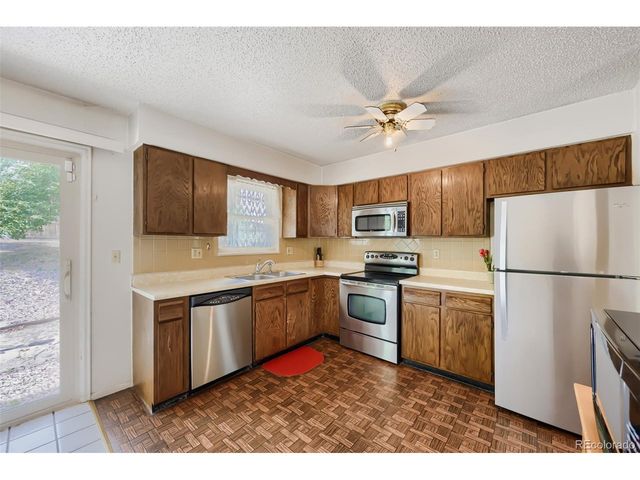 4618 Ridgeglen Rd, Colorado Springs, CO 80918