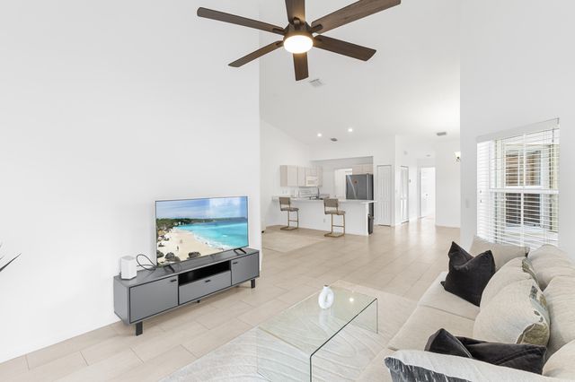 10633 Pelican Drive, Wellington, FL 33414