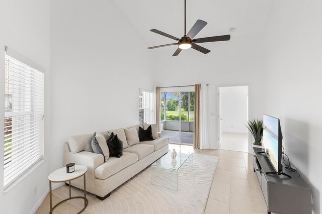 10633 Pelican Drive, Wellington, FL 33414