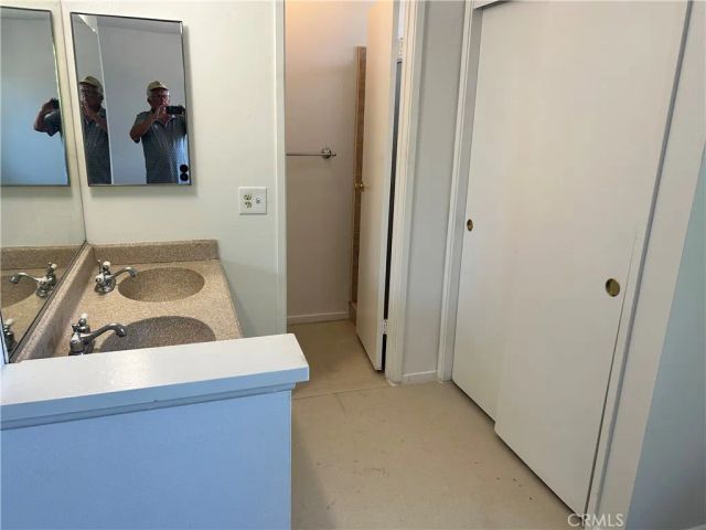 3385 Valencia Hill, Riverside, CA 92507