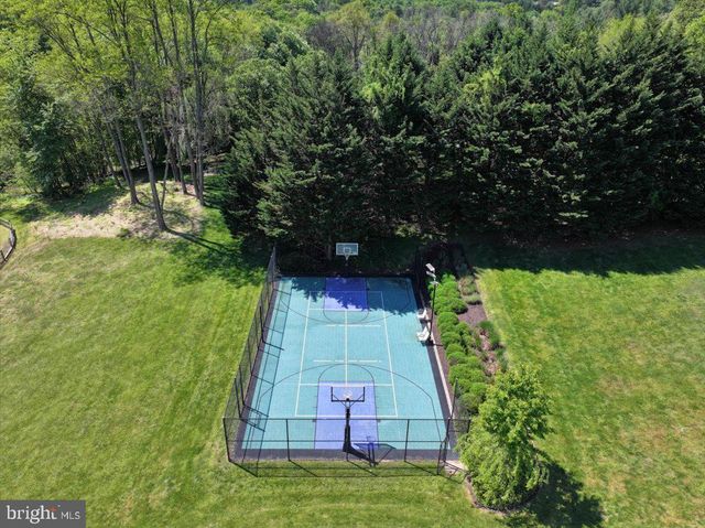 1203 DAIRY RD, Parkton, MD 21120