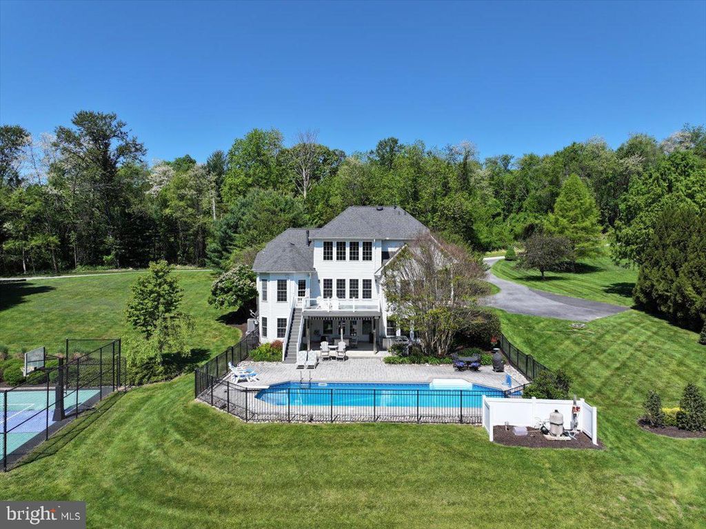 Image 2 of property listing at 1203 DAIRY RD, Parkton, MD 21120