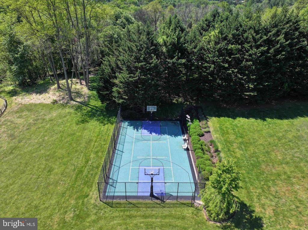 Image 6 of property listing at 1203 DAIRY RD, Parkton, MD 21120