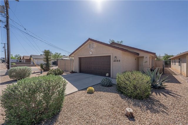 2103 Los Angeles Street, Kingman, AZ 86401