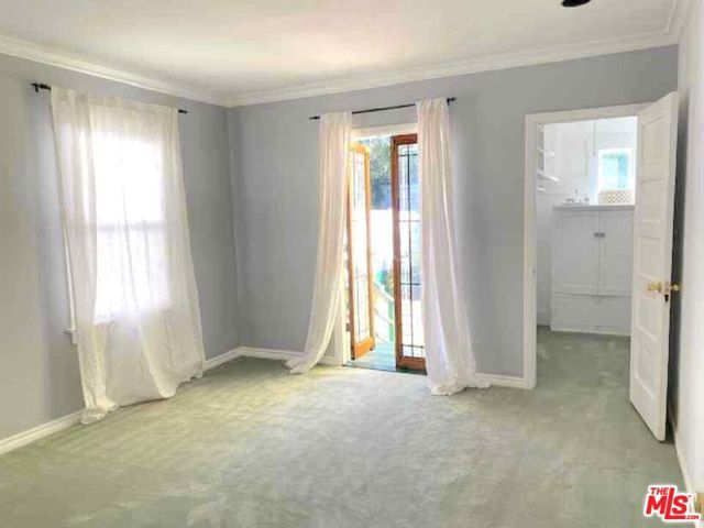 1204 N Hilldale Avenue, Los Angeles, CA 90069