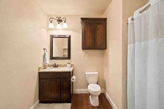 102 Brock Court, Millsap, TX 76066