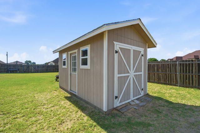 102 Brock Court, Millsap, TX 76066