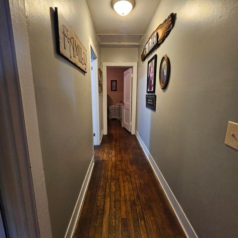 286 S 3rd Street, Williamsburg, KY 40769